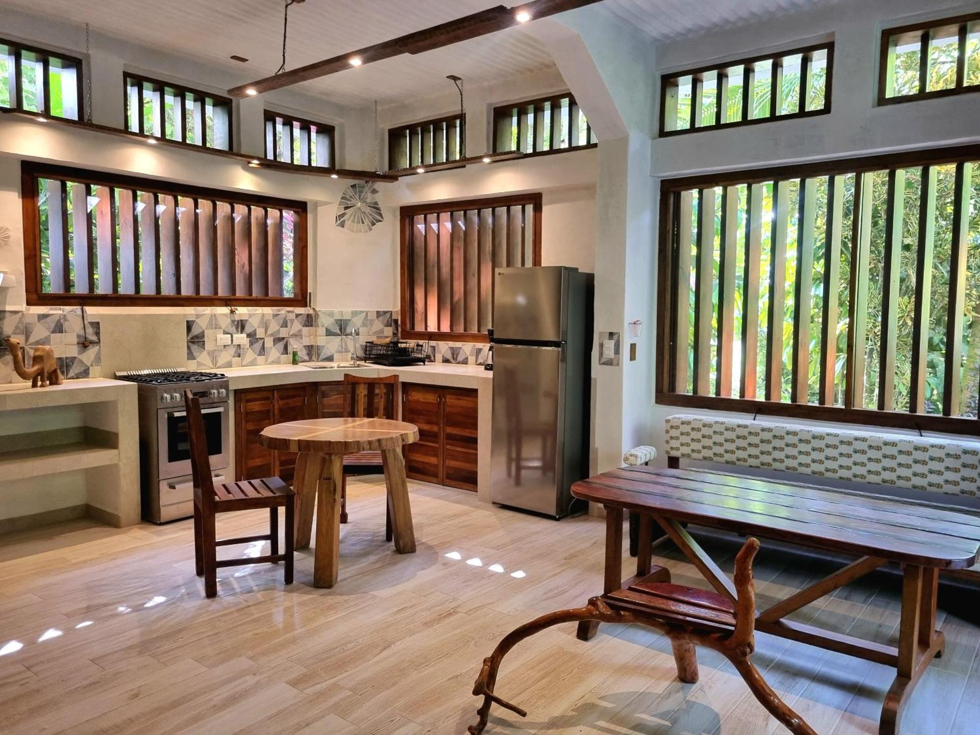 לה סייבה Omega Tours Eco-Jungle Lodge מראה חיצוני תמונה